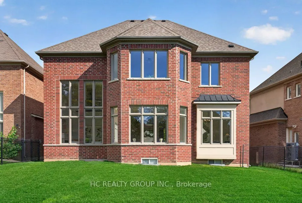 39 Royal West Road