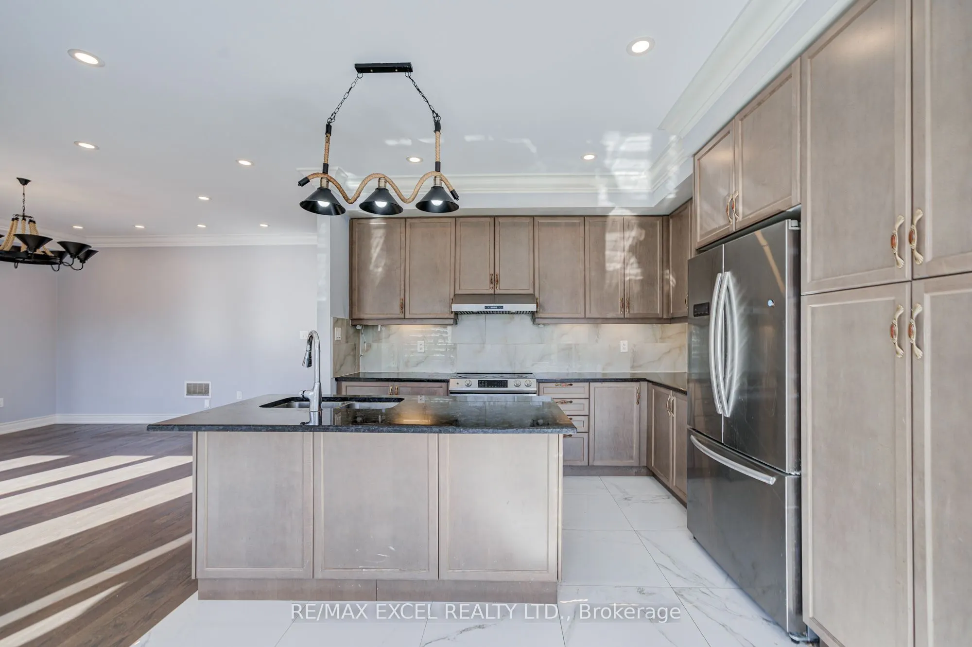 132 Meadow Vista Crescent