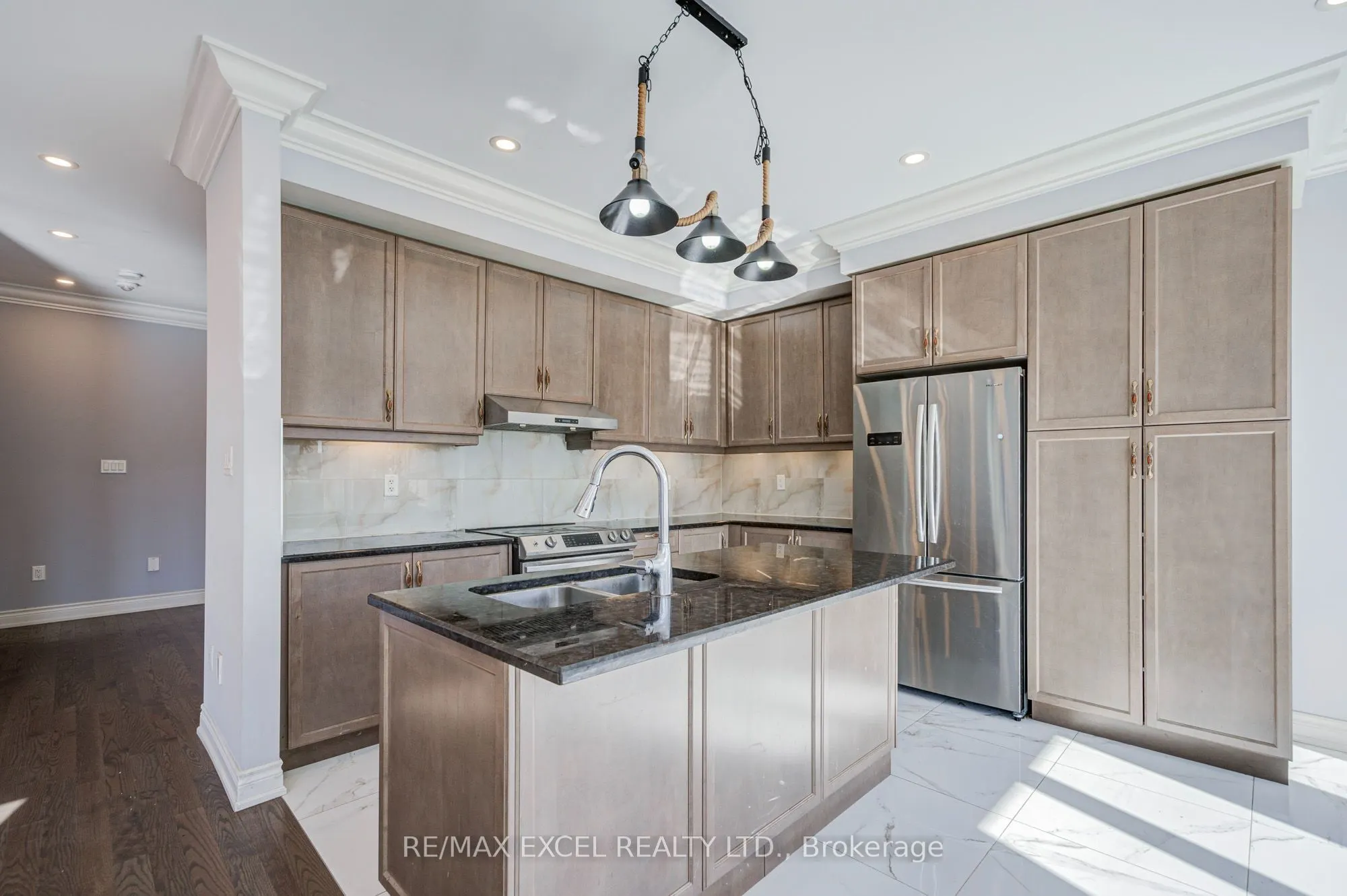 132 Meadow Vista Crescent