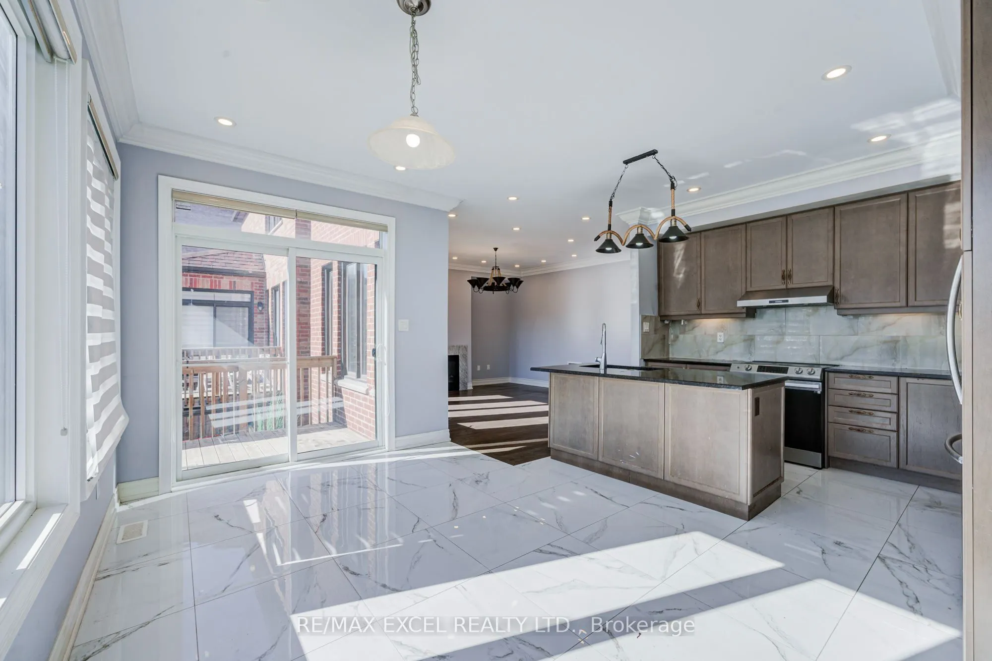 132 Meadow Vista Crescent