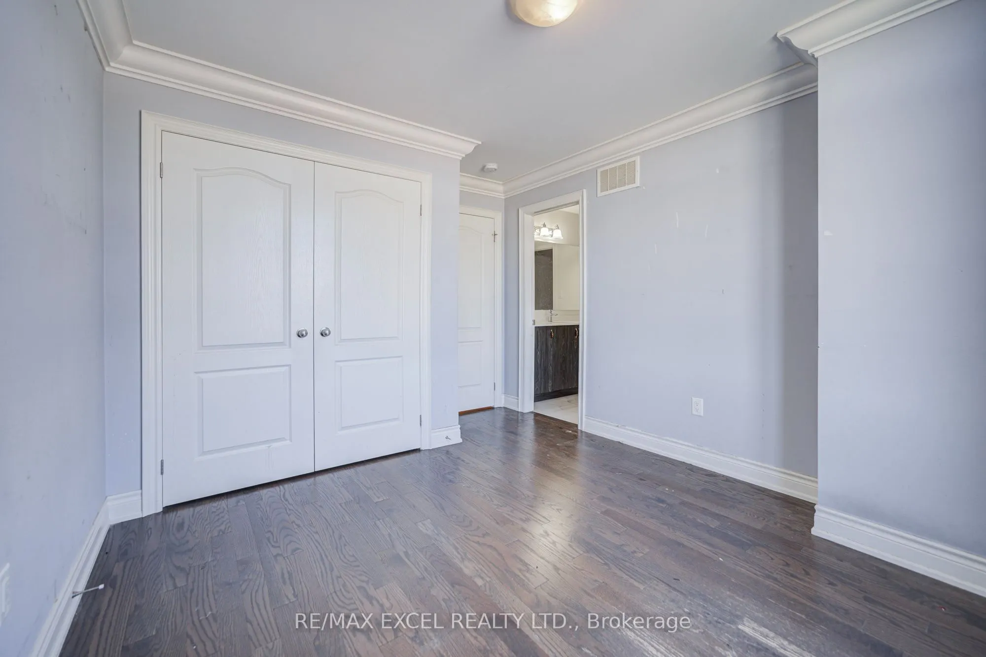 132 Meadow Vista Crescent