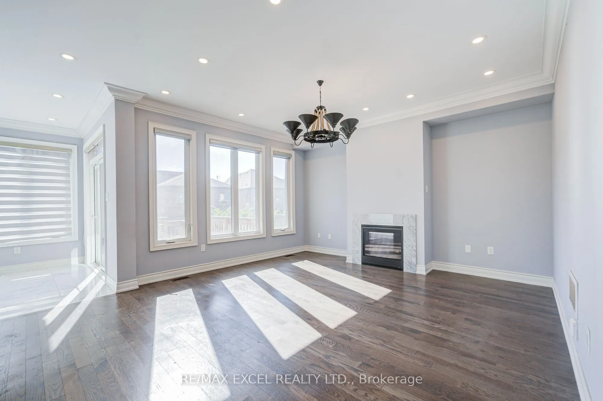 132 Meadow Vista Crescent
