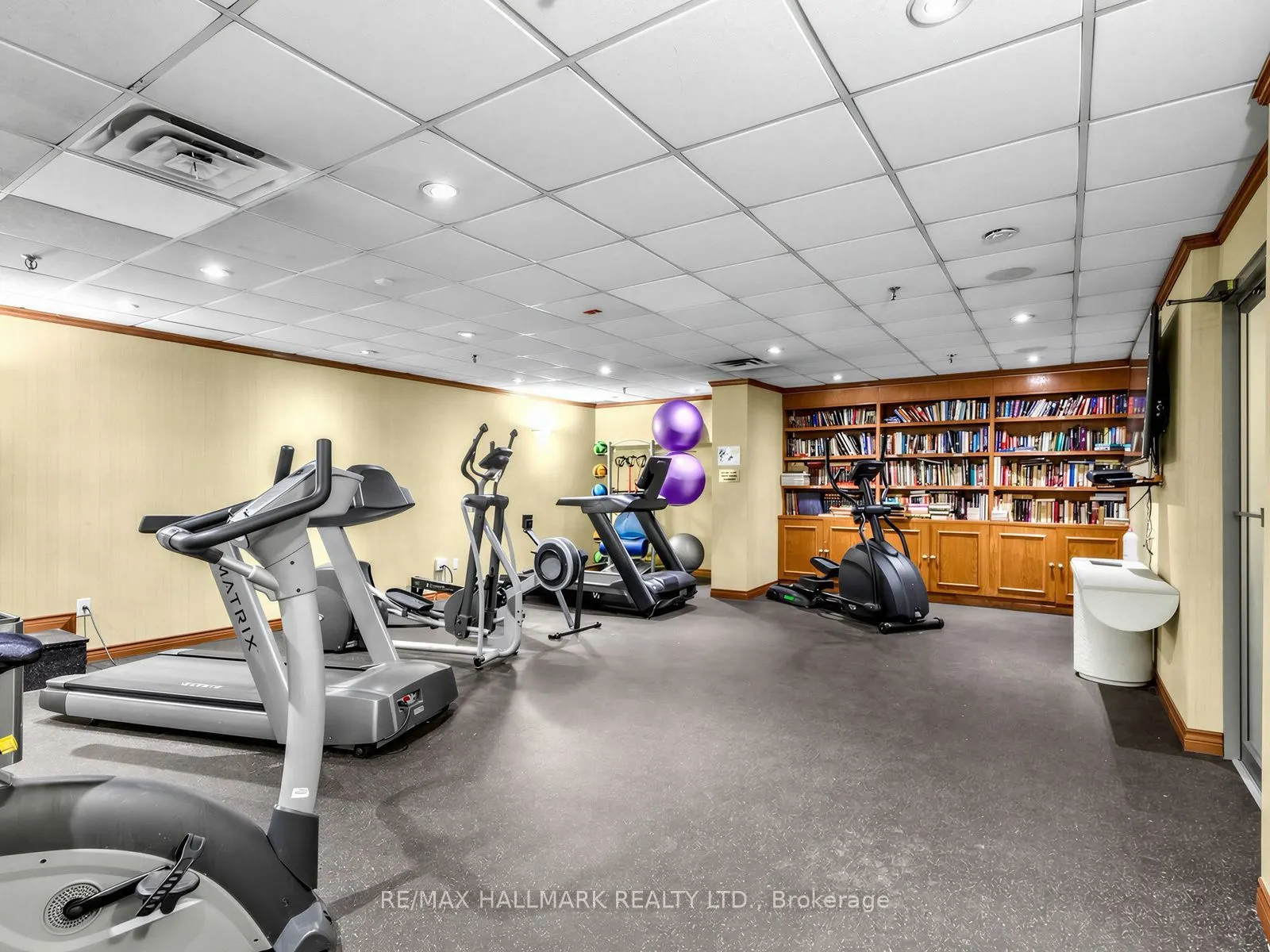175 Cedar Avenue #309