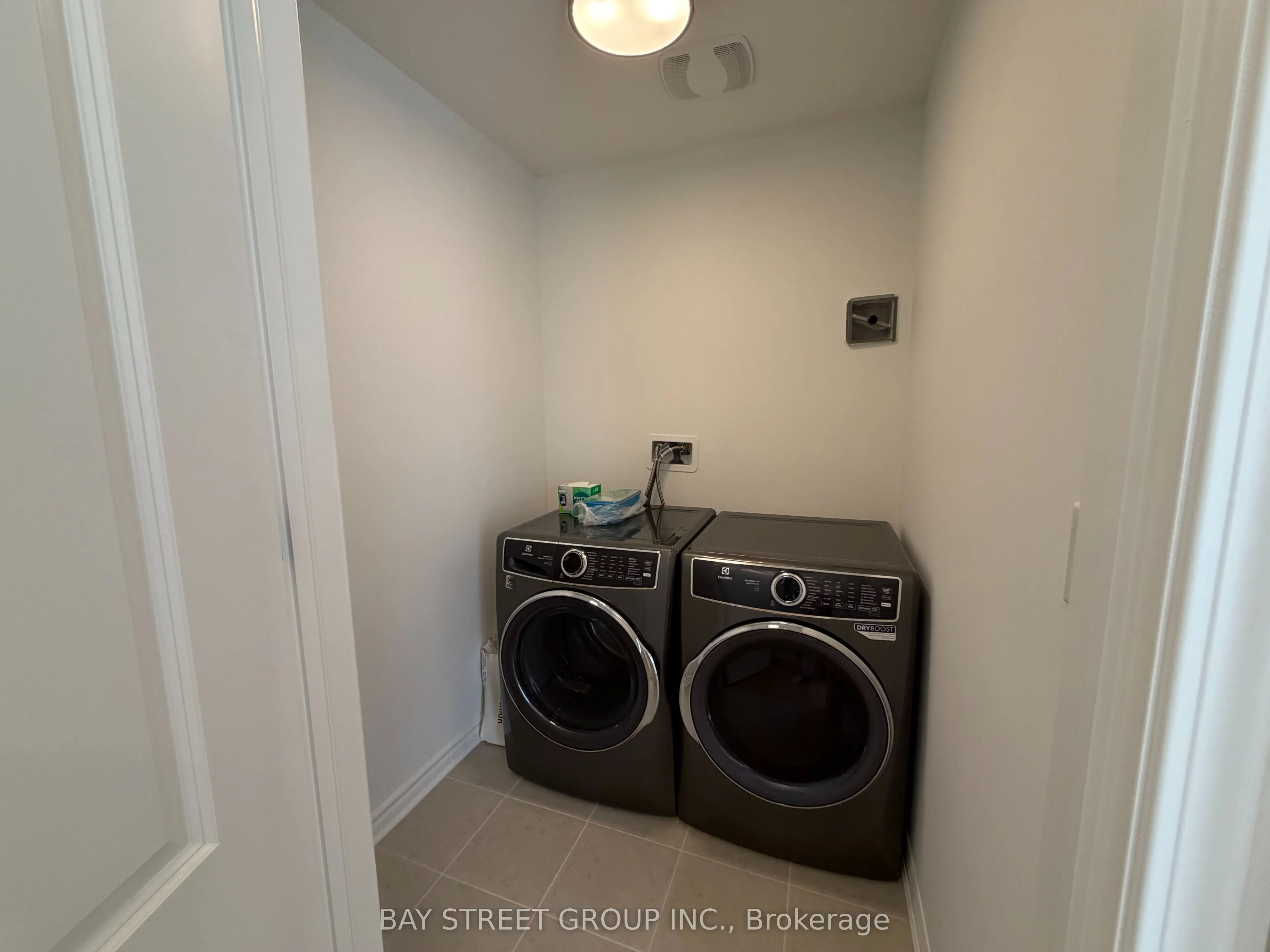 120 Avani Avenue
