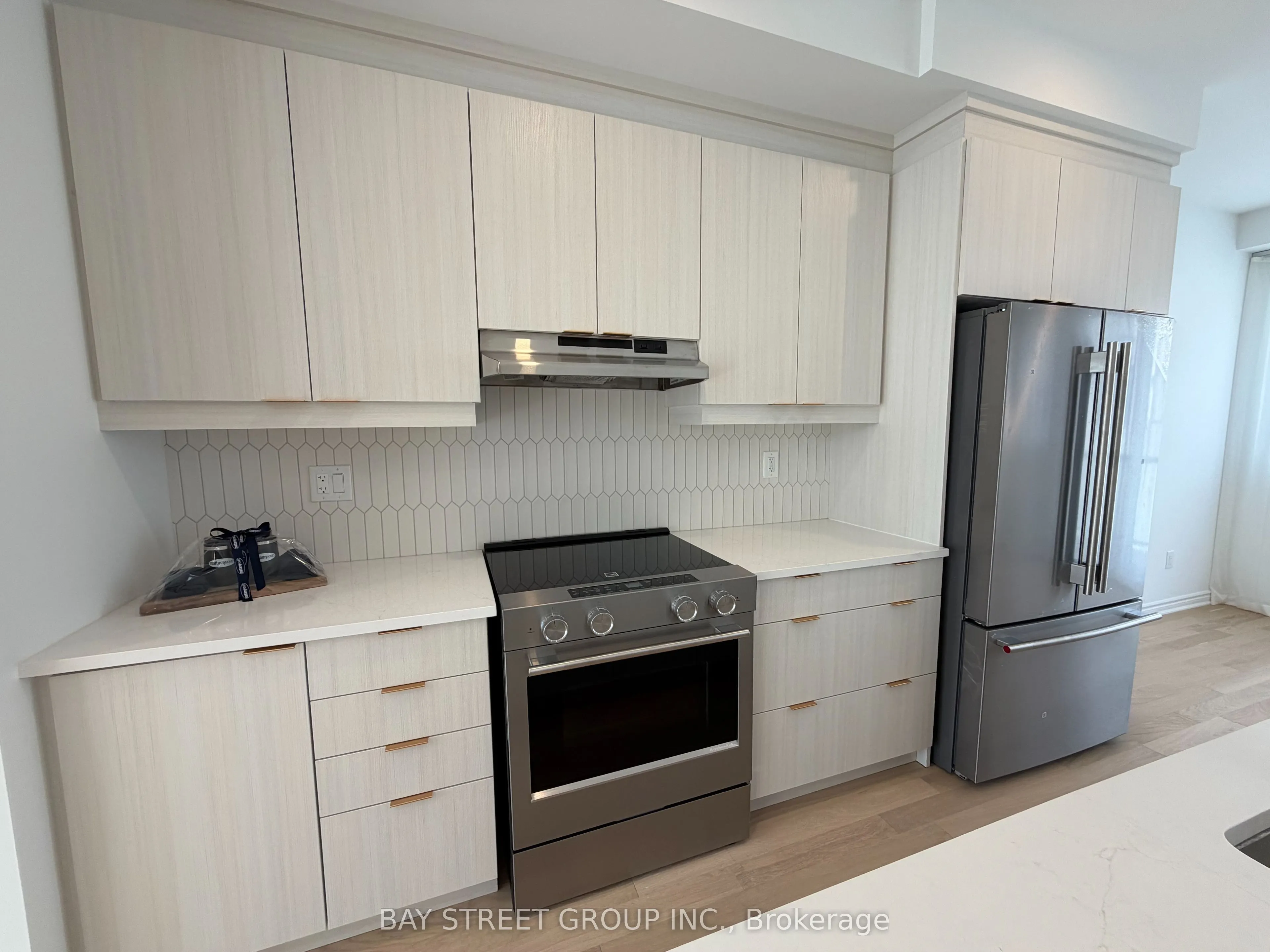 120 Avani Avenue