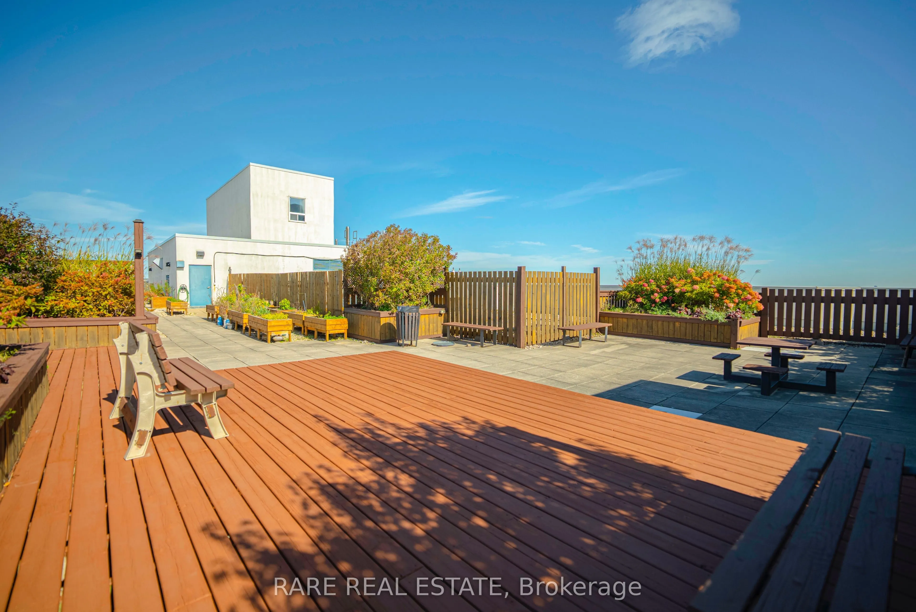 7300 Yonge Street #1012