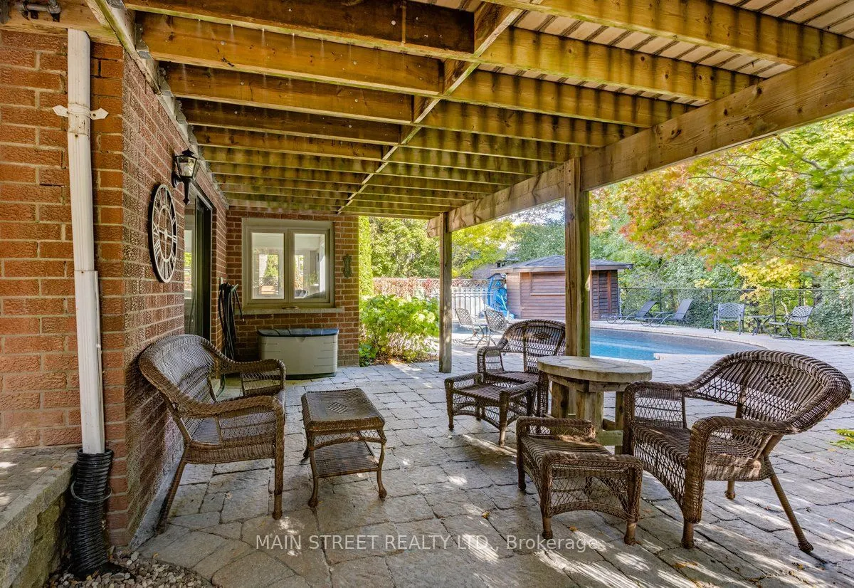 22 Mcclenny Drive N