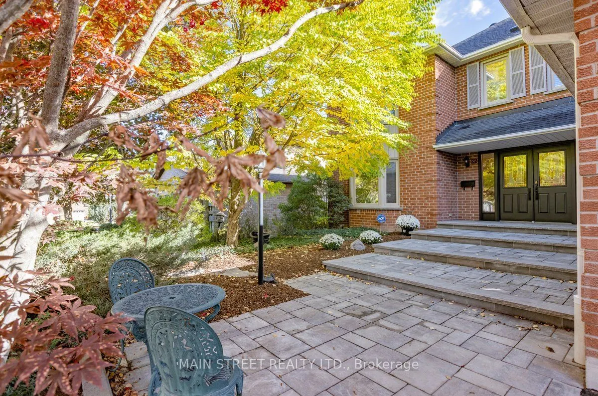 22 Mcclenny Drive N