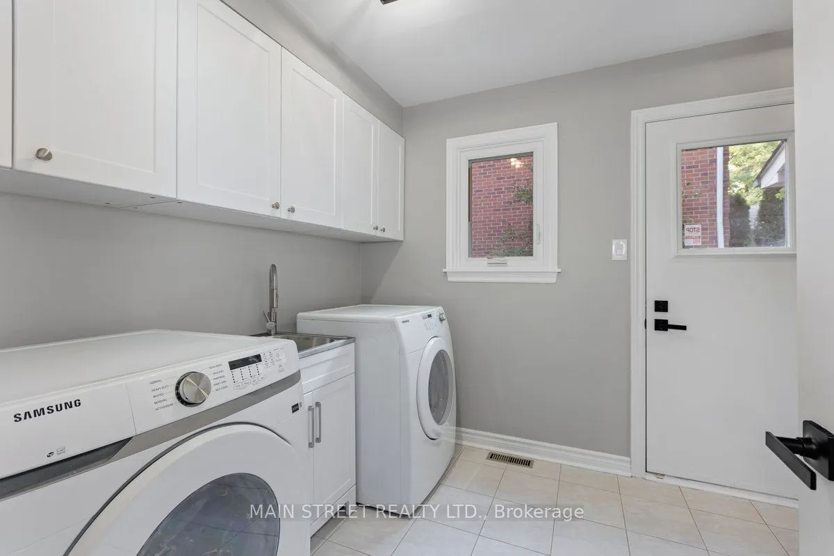 22 Mcclenny Drive N