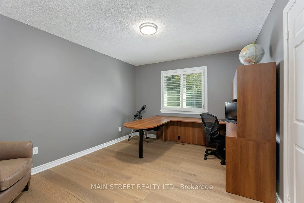 22 Mcclenny Drive N