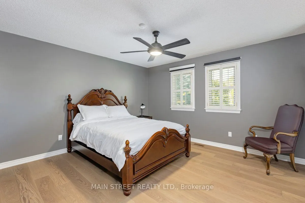 22 Mcclenny Drive N