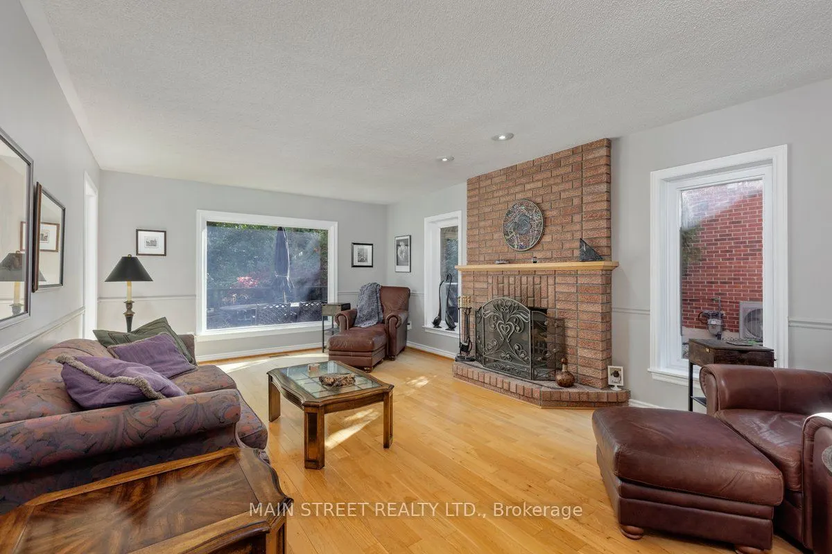 22 Mcclenny Drive N