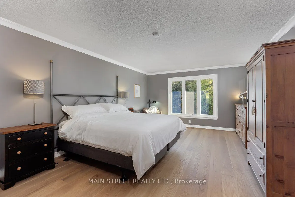 22 Mcclenny Drive N