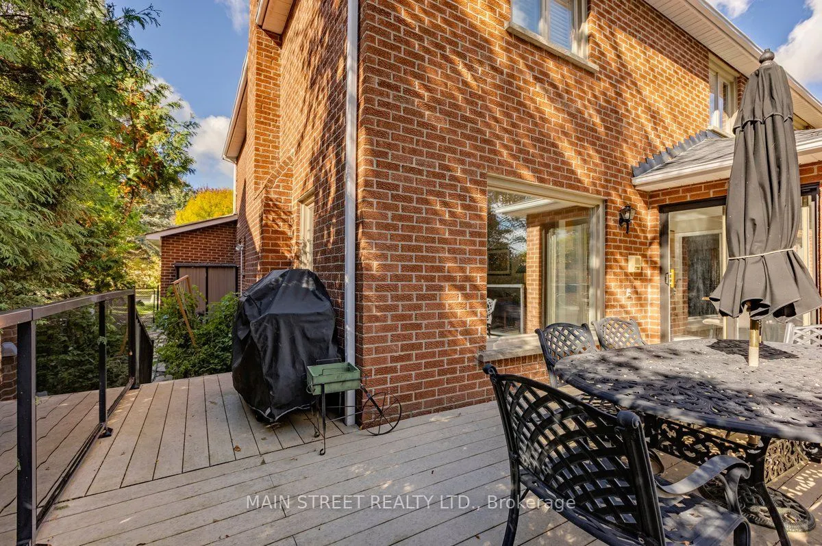 22 Mcclenny Drive N