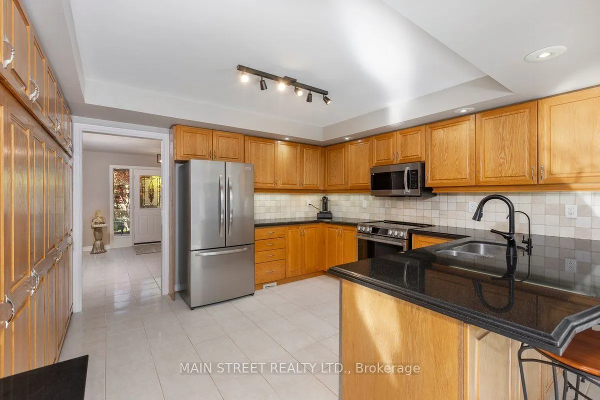 22 Mcclenny Drive N