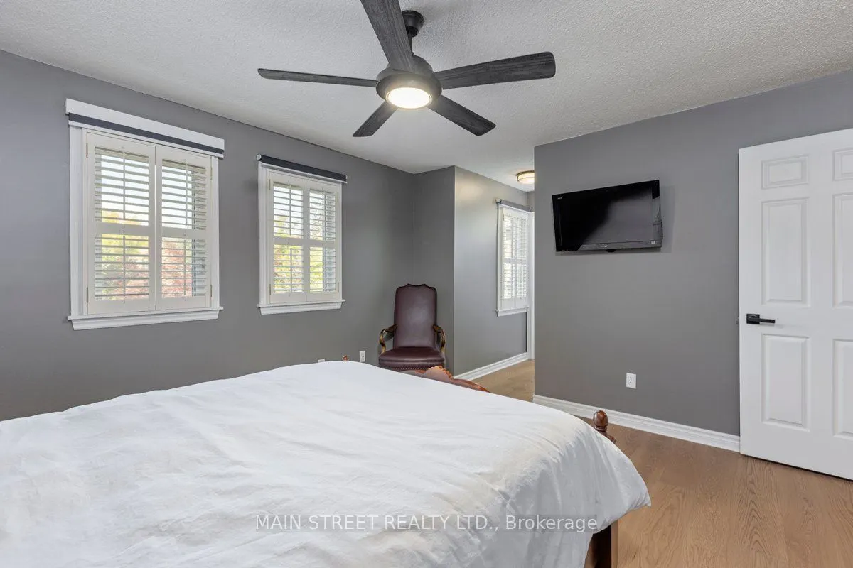 22 Mcclenny Drive N