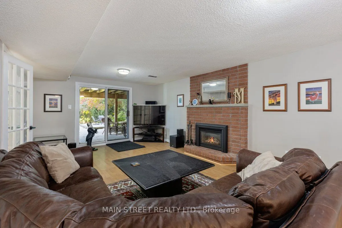 22 Mcclenny Drive N