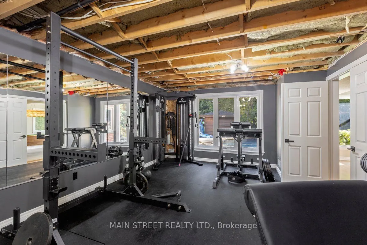 22 Mcclenny Drive N
