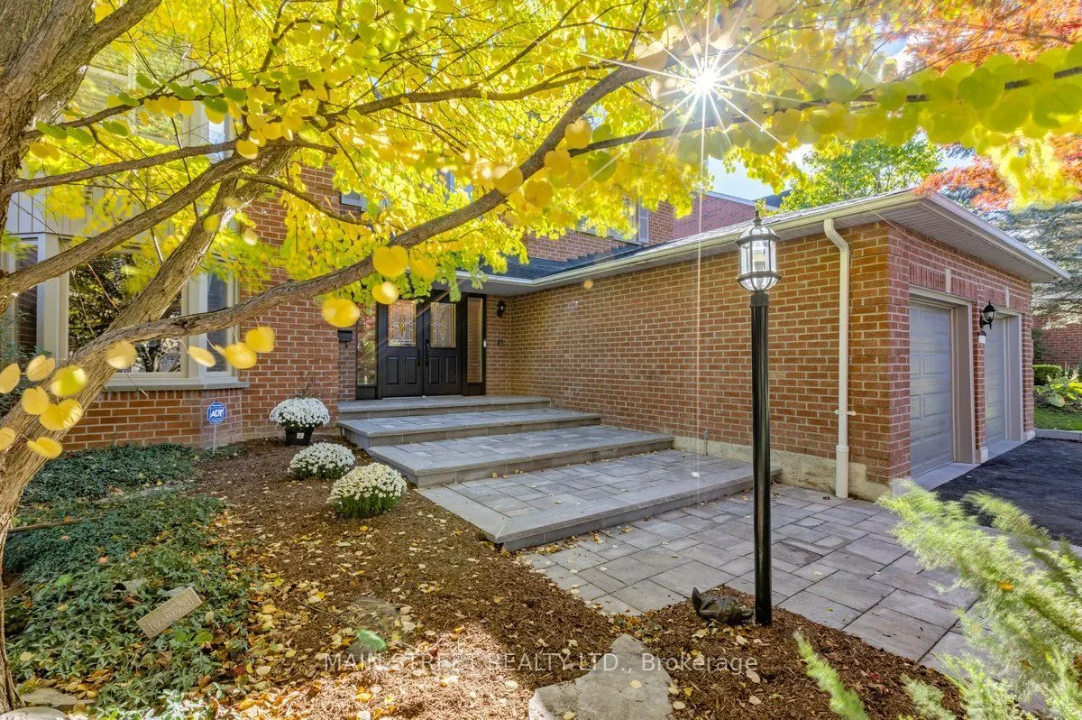 22 Mcclenny Drive N
