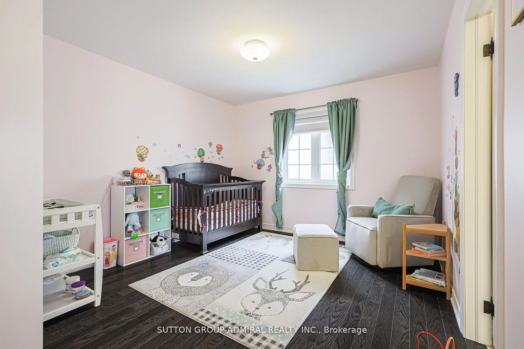 163 Heintzman Crescent