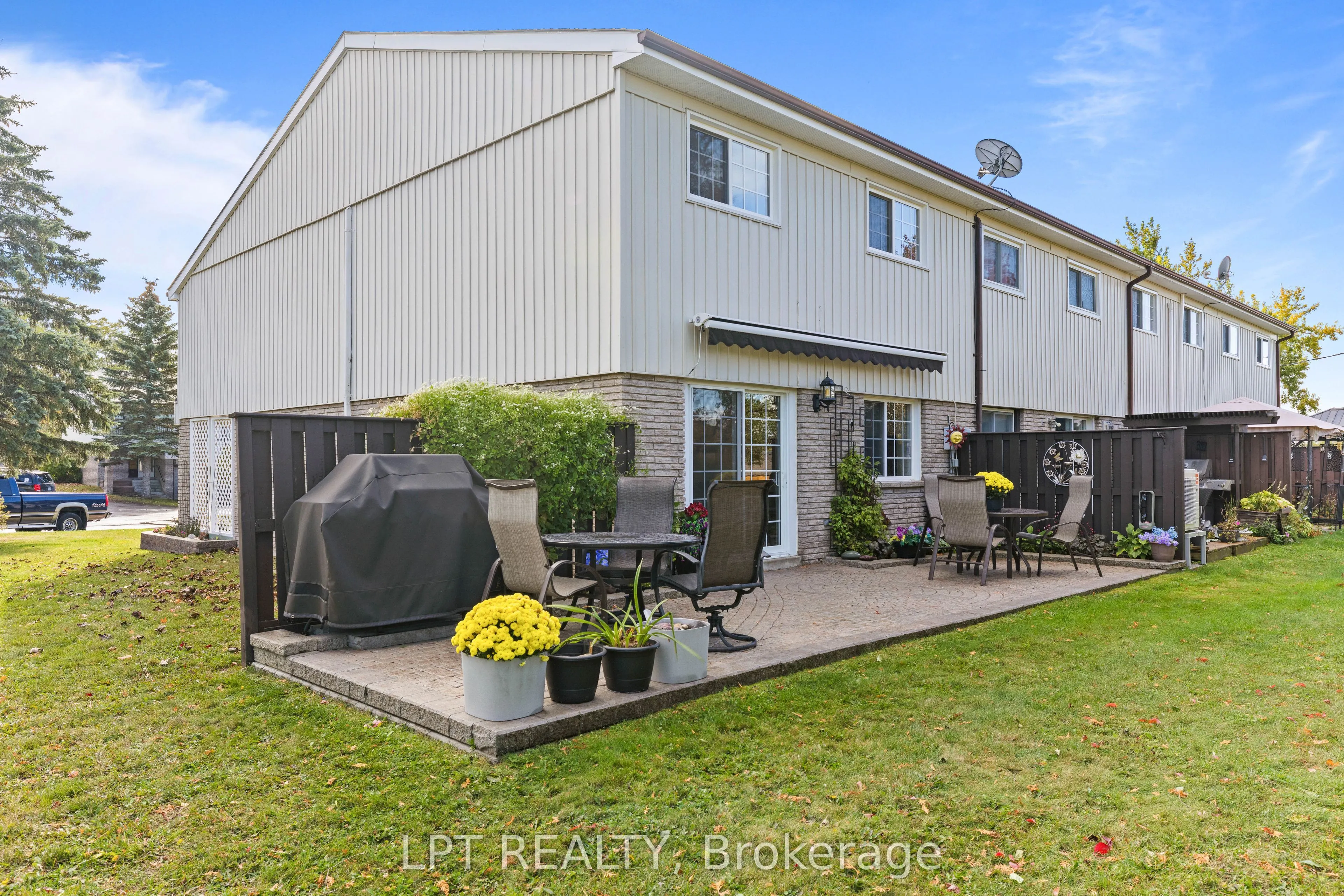 433 May Street #16