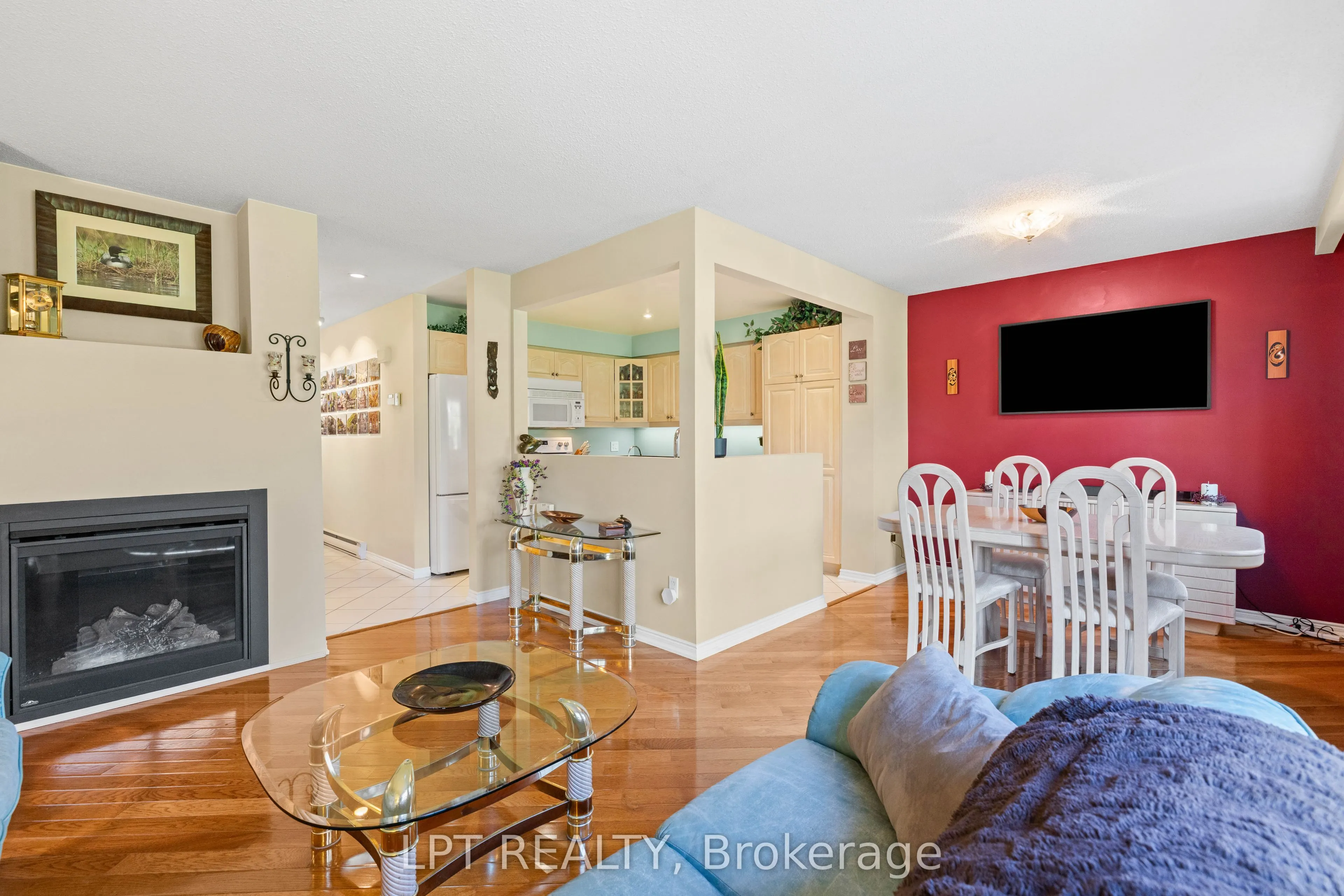 433 May Street #16