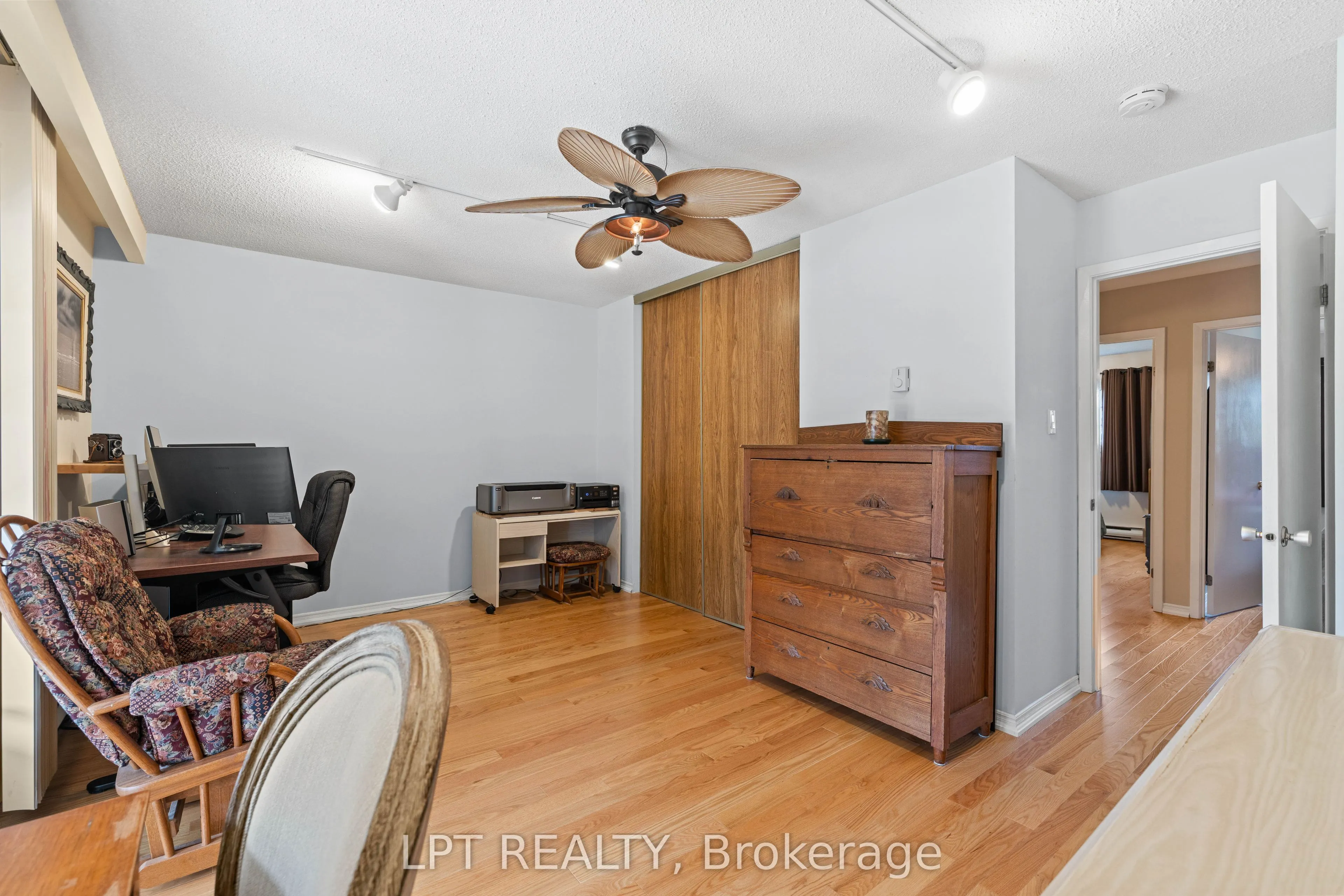 433 May Street #16