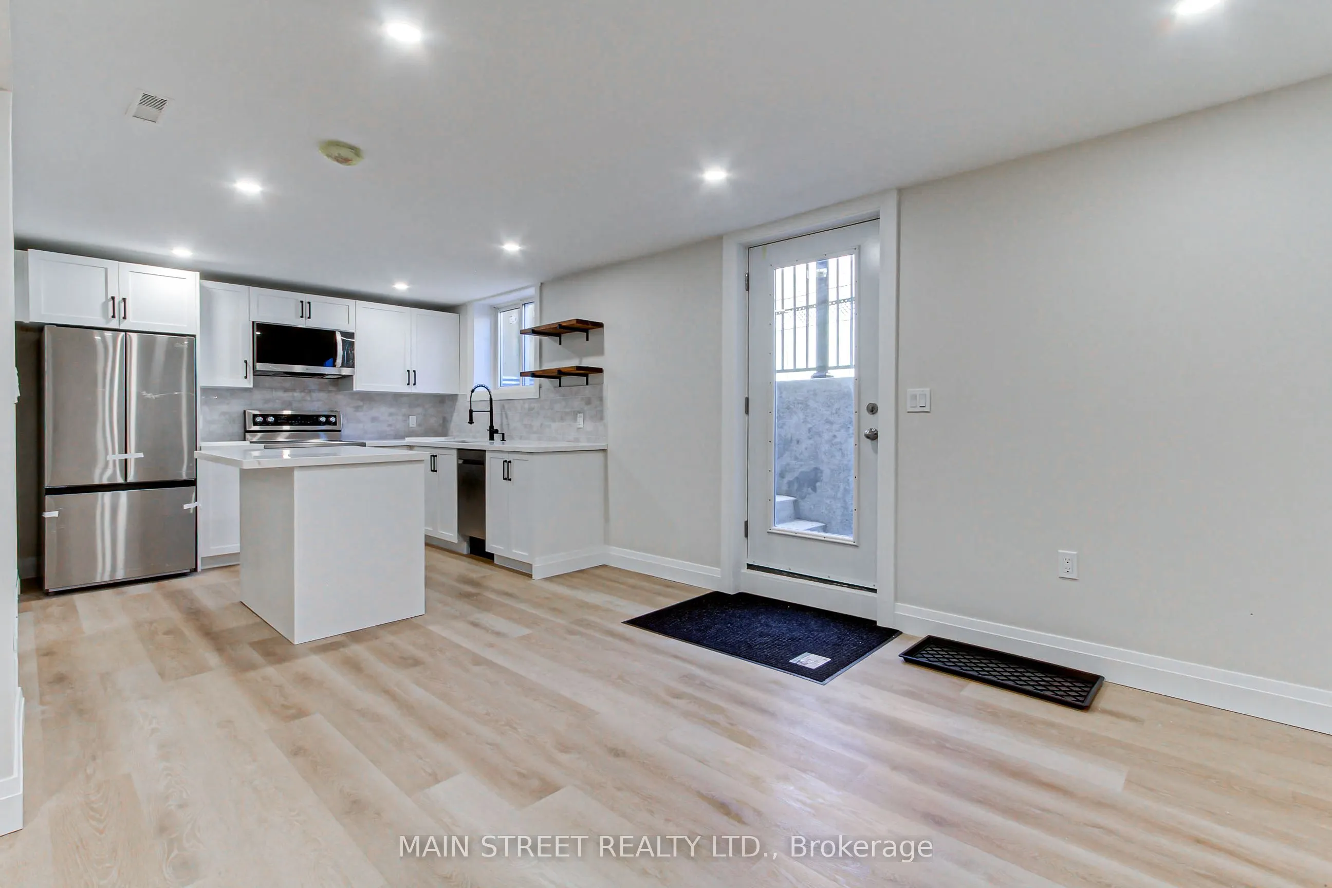 4 Carrington Place #B
