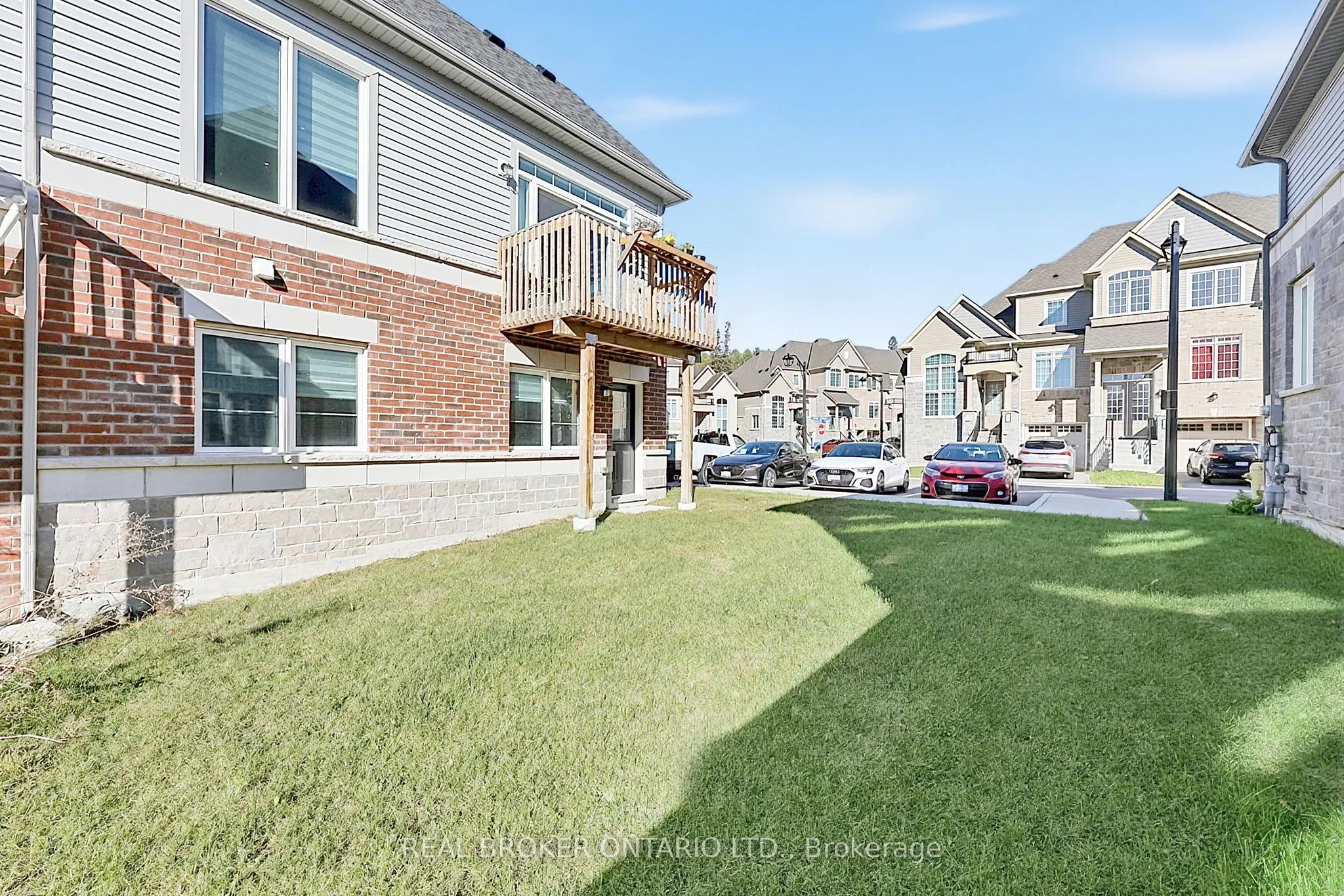 31 Lyall Stokes Circle
