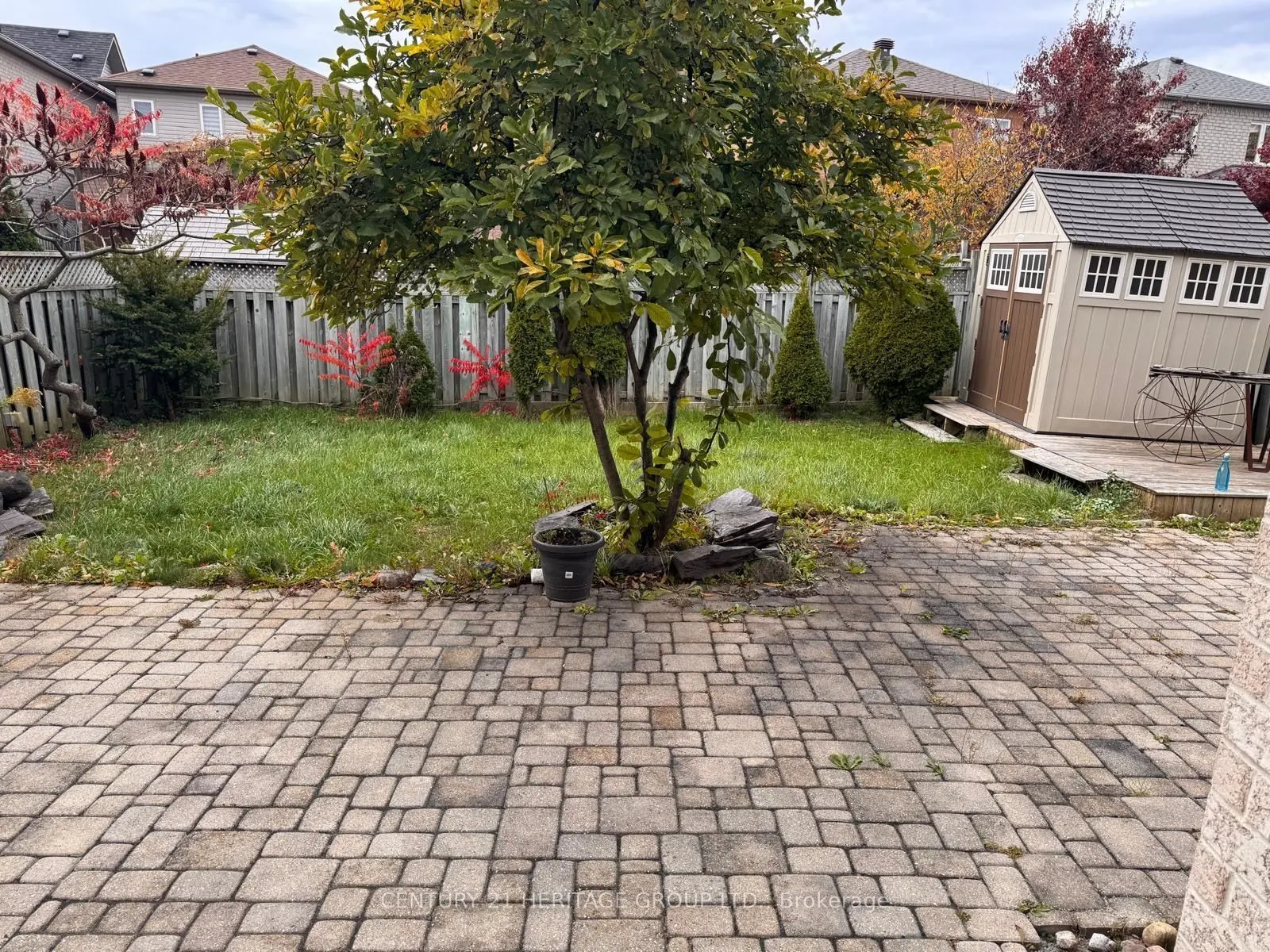 82 Raintree Crescent