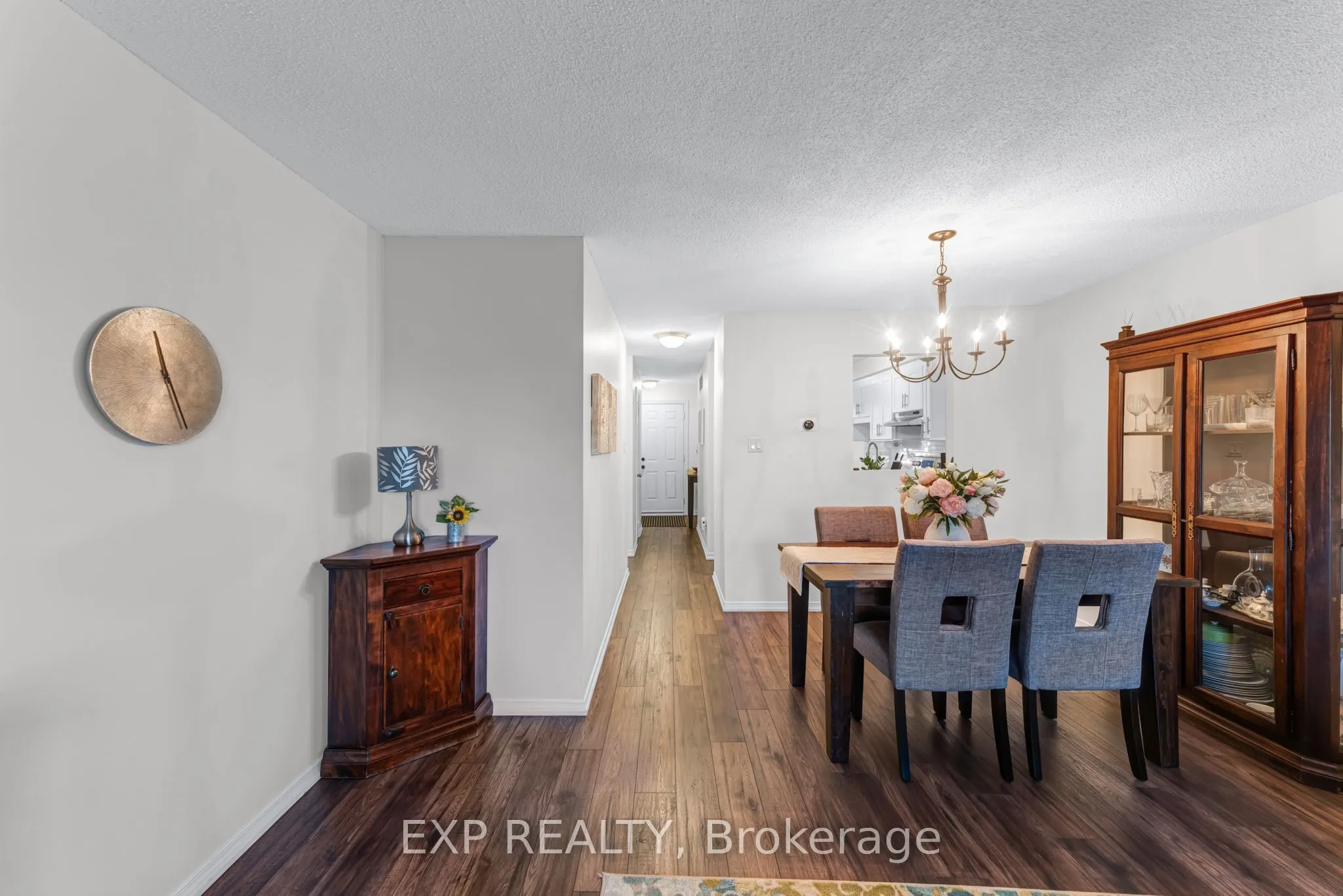 115 Main Street S #28