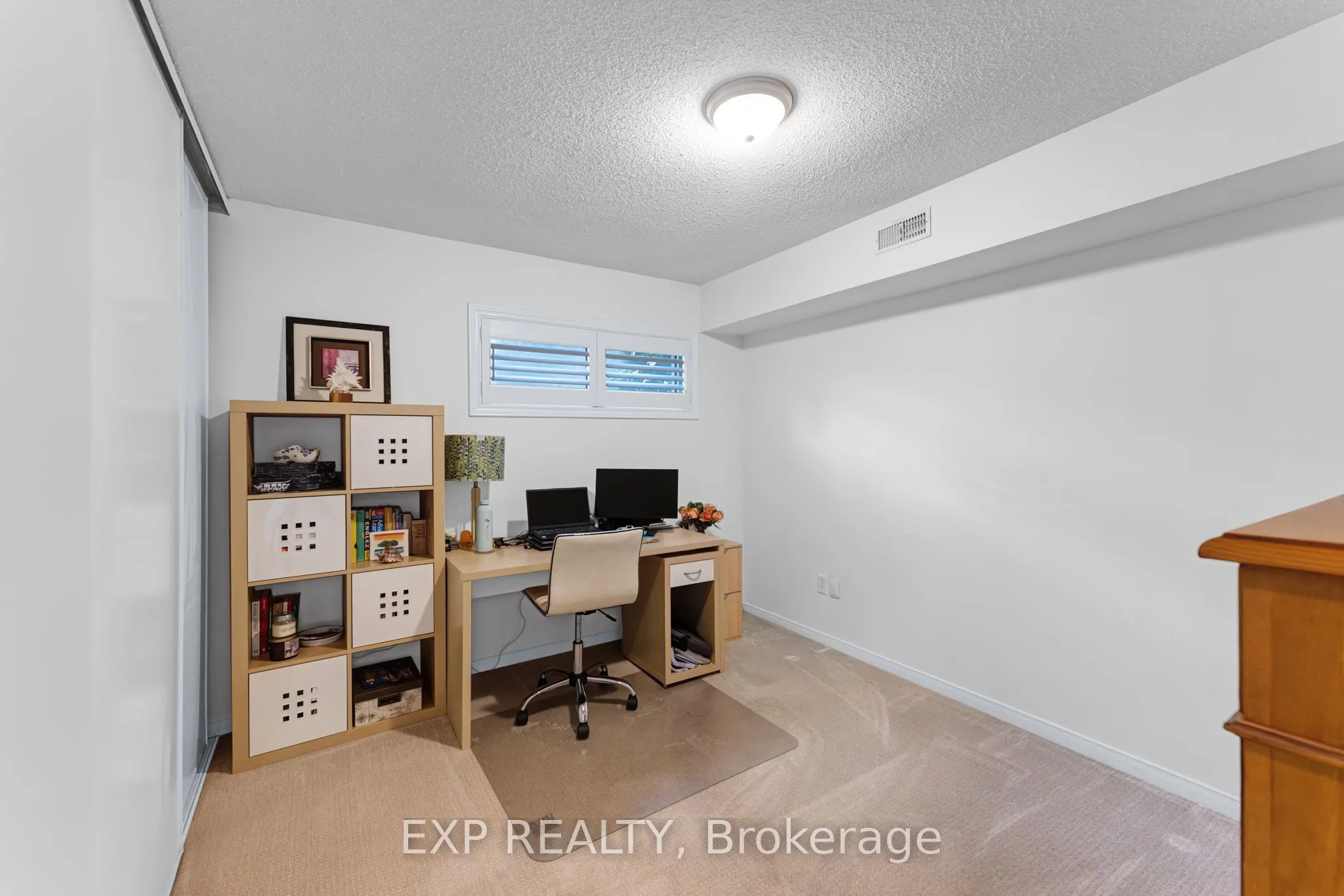 115 Main Street S #28