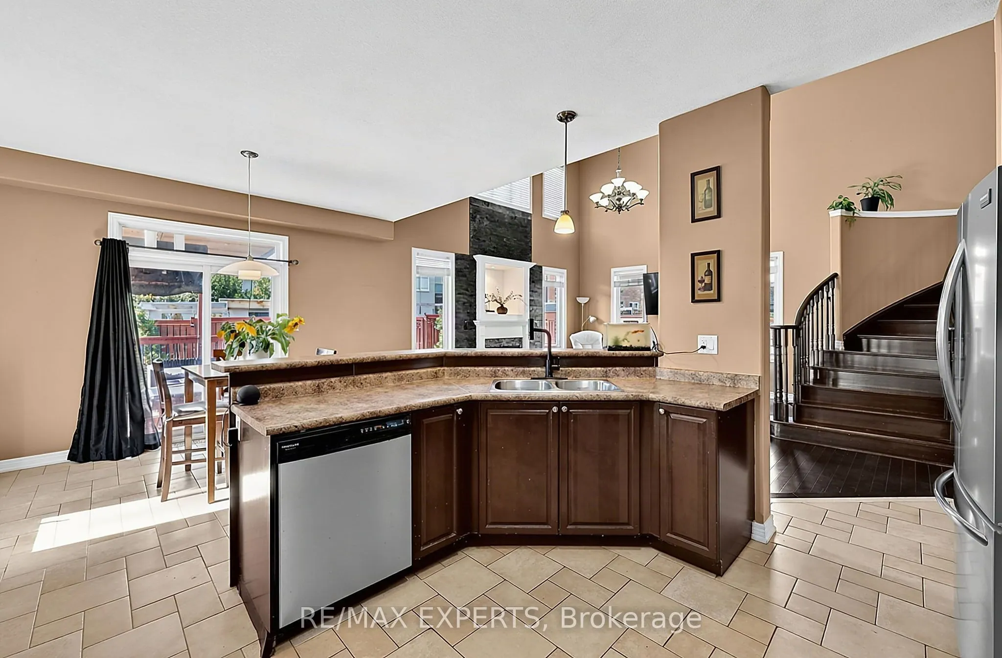 1171 Gina Street