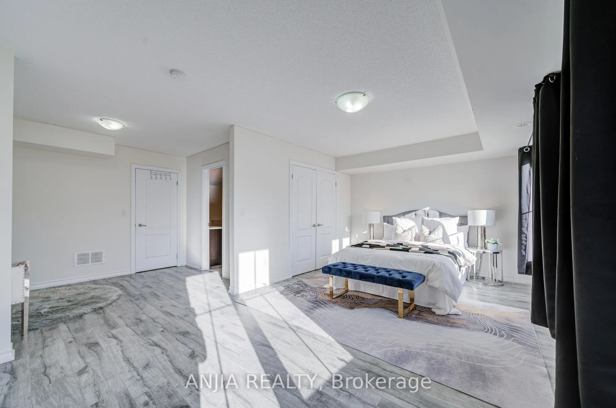 181 Parktree Drive #38