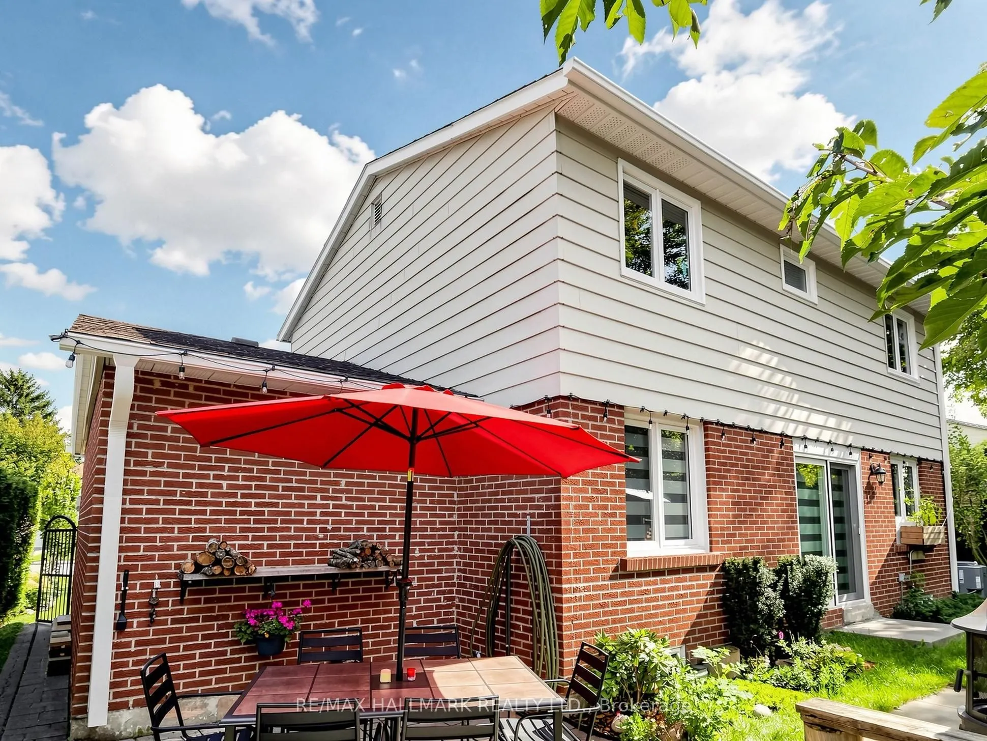 400 Handley Crescent