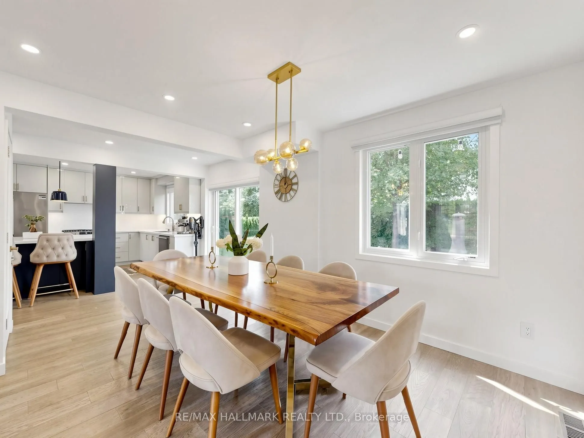 400 Handley Crescent