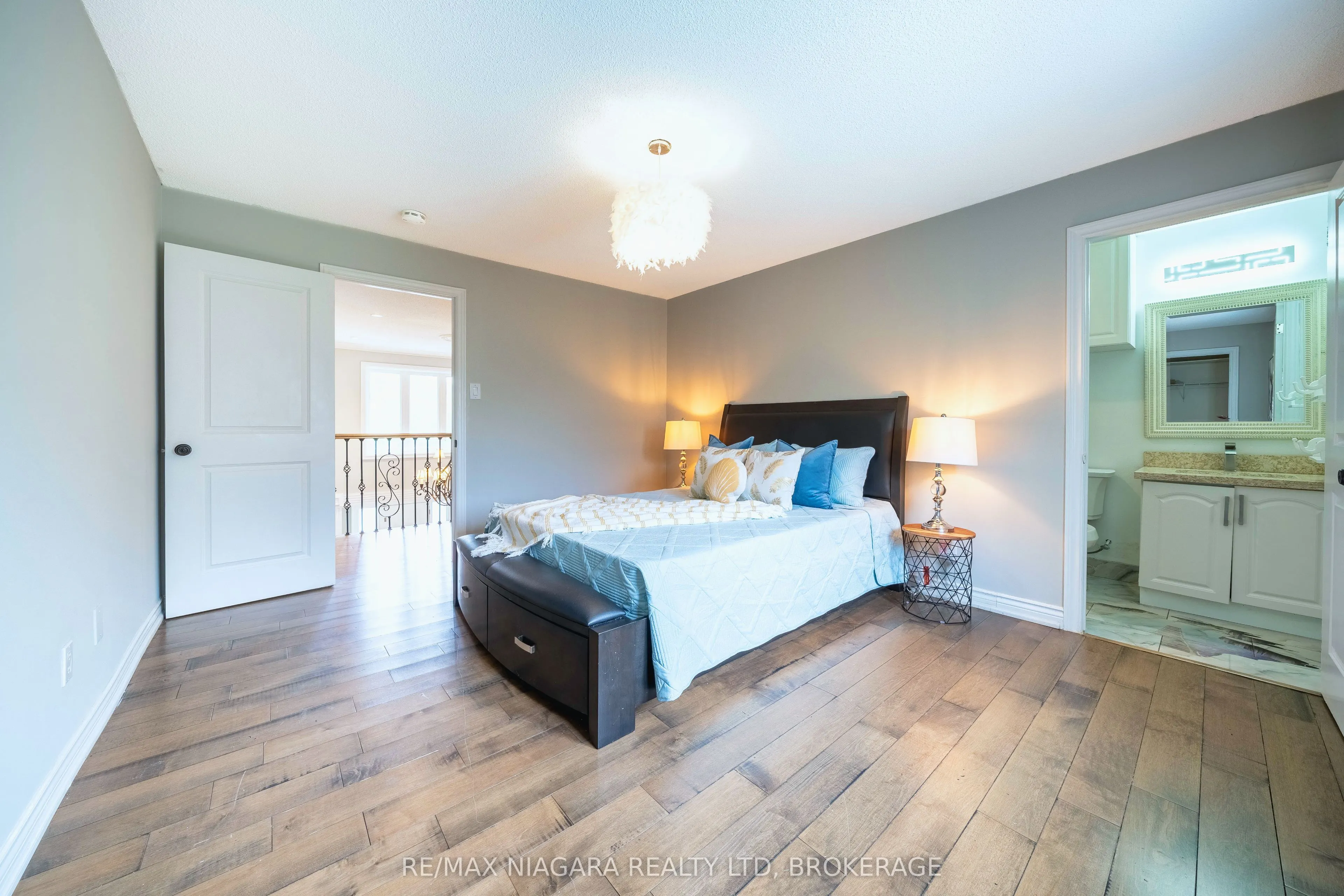 2 Aitken Circle