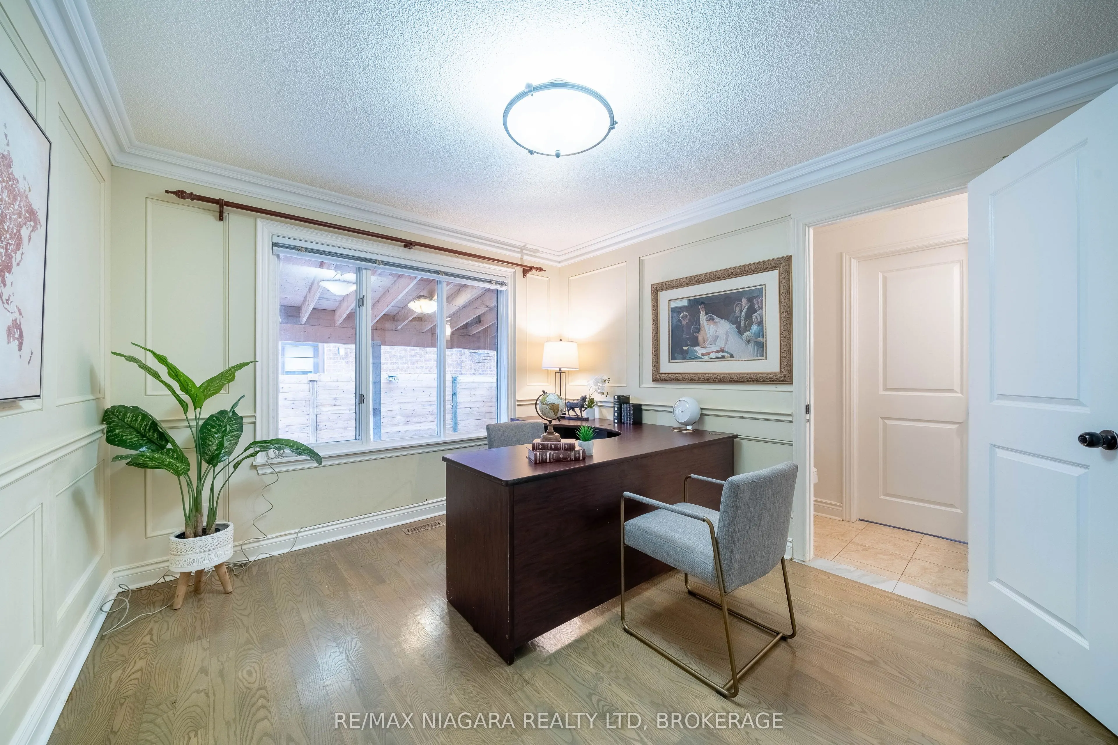 2 Aitken Circle