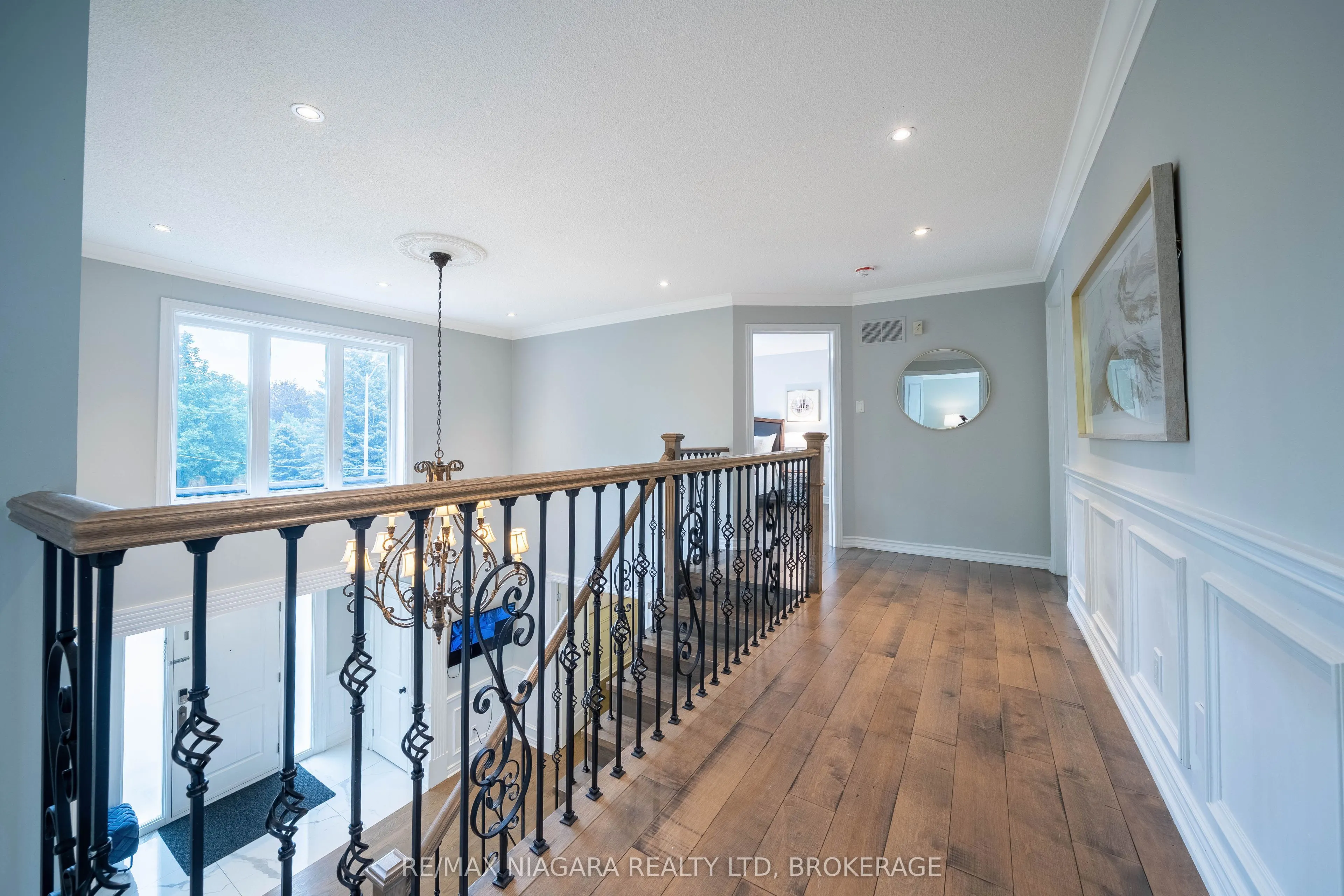 2 Aitken Circle