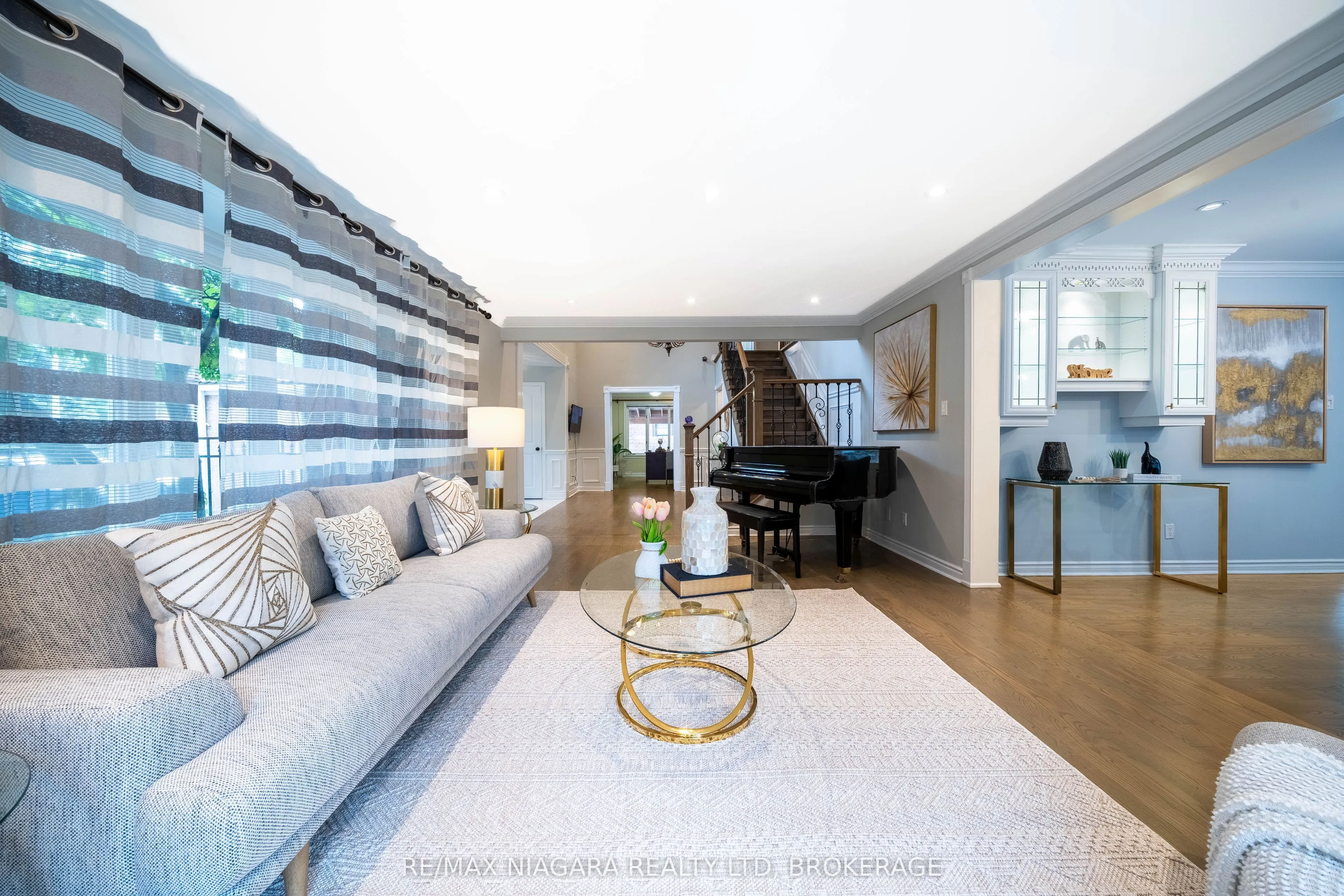 2 Aitken Circle