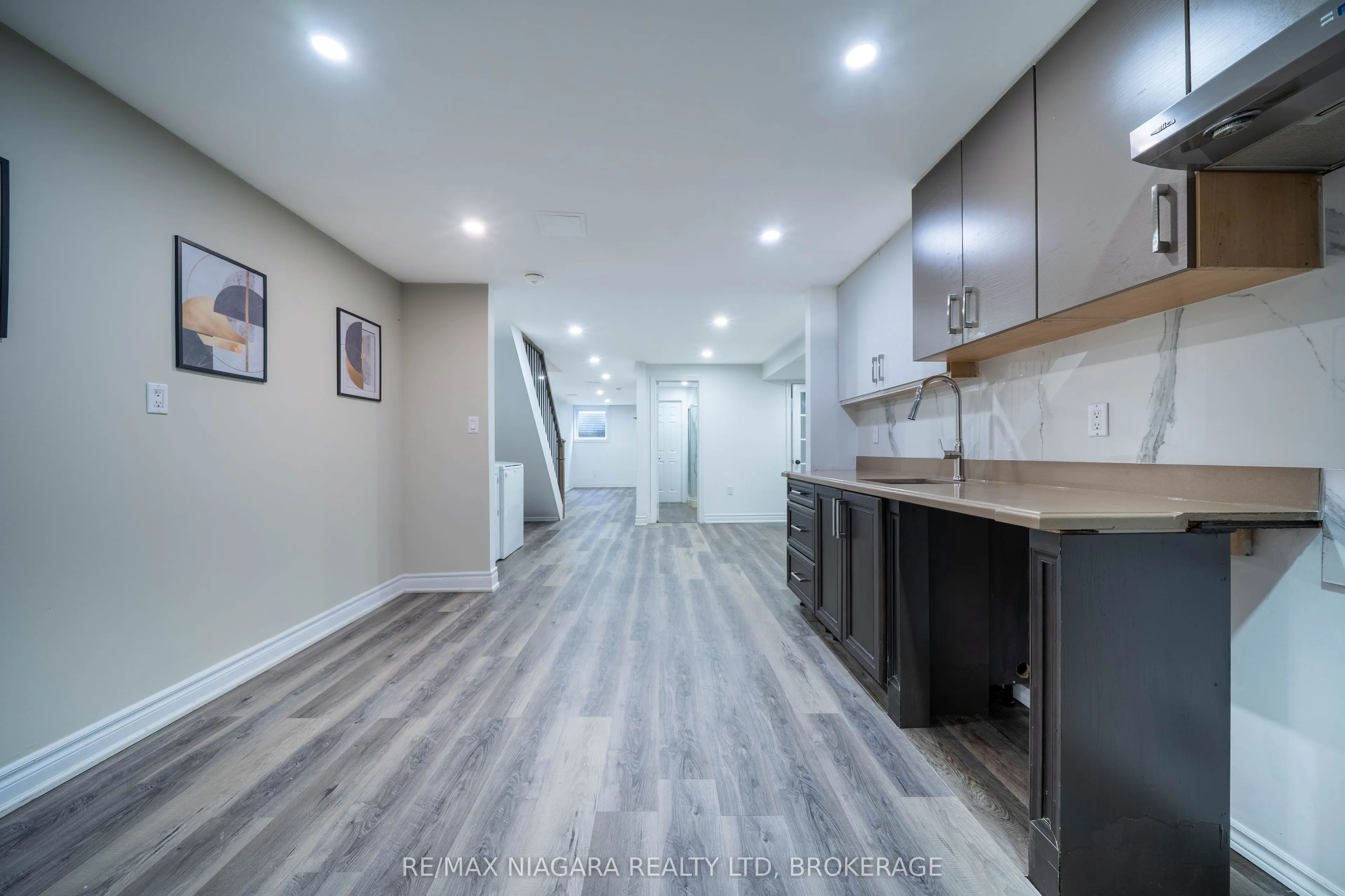 2 Aitken Circle