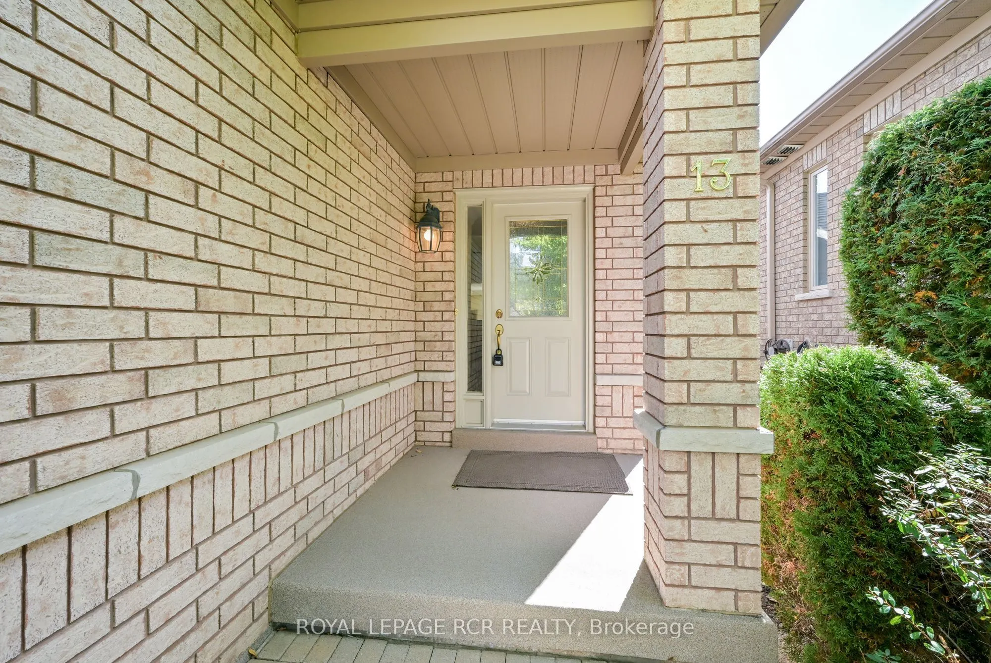 13 Montebello Terrace #11