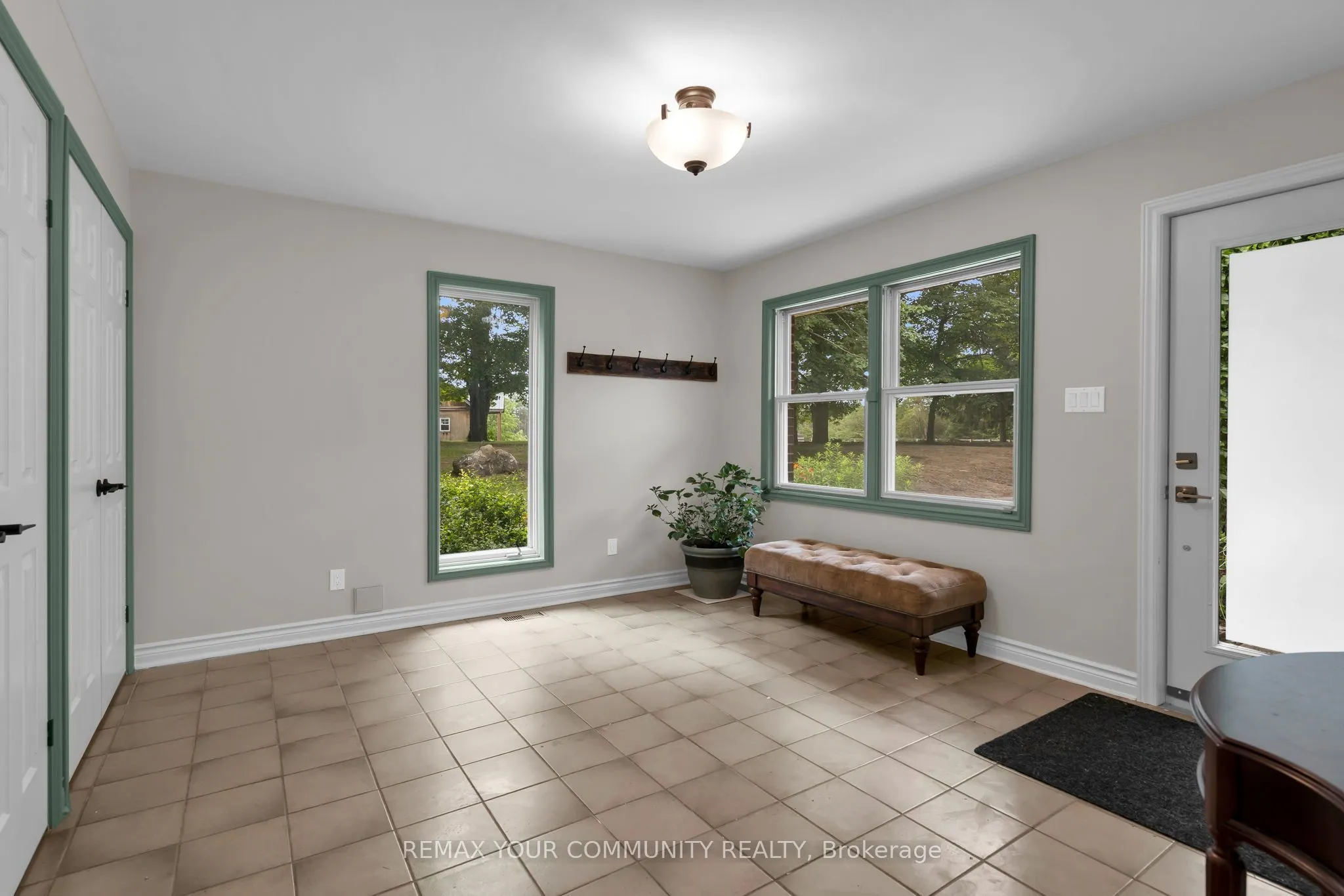 273 Wees Road