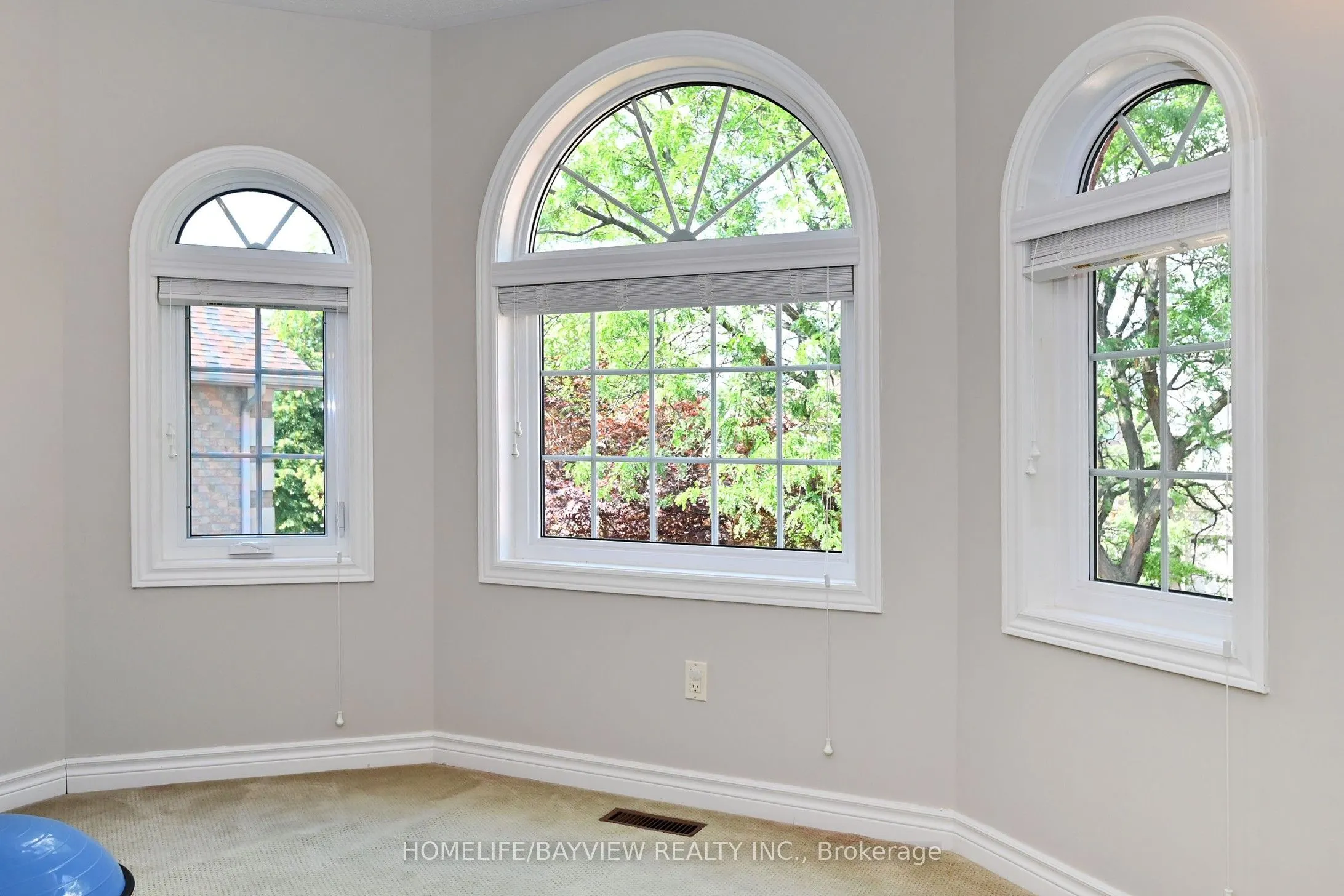 58 Thornbrook Court