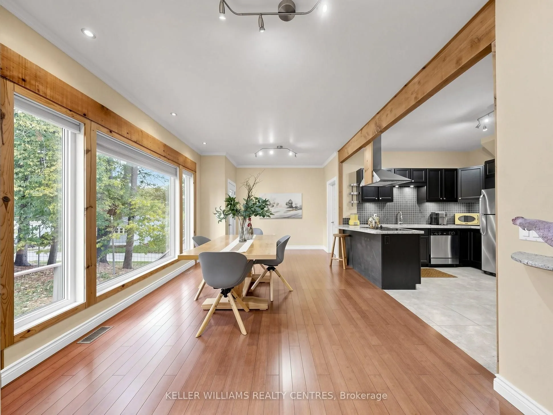 42 Balson Boulevard