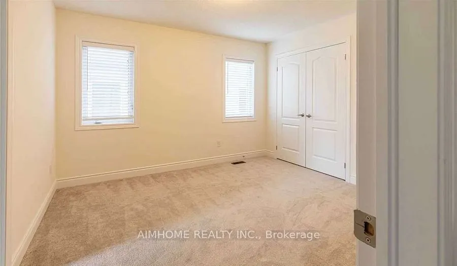 69 Walter Tunny Crescent