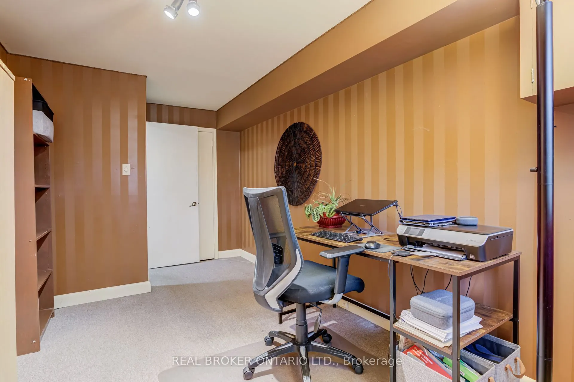 82 Tecumseh Drive