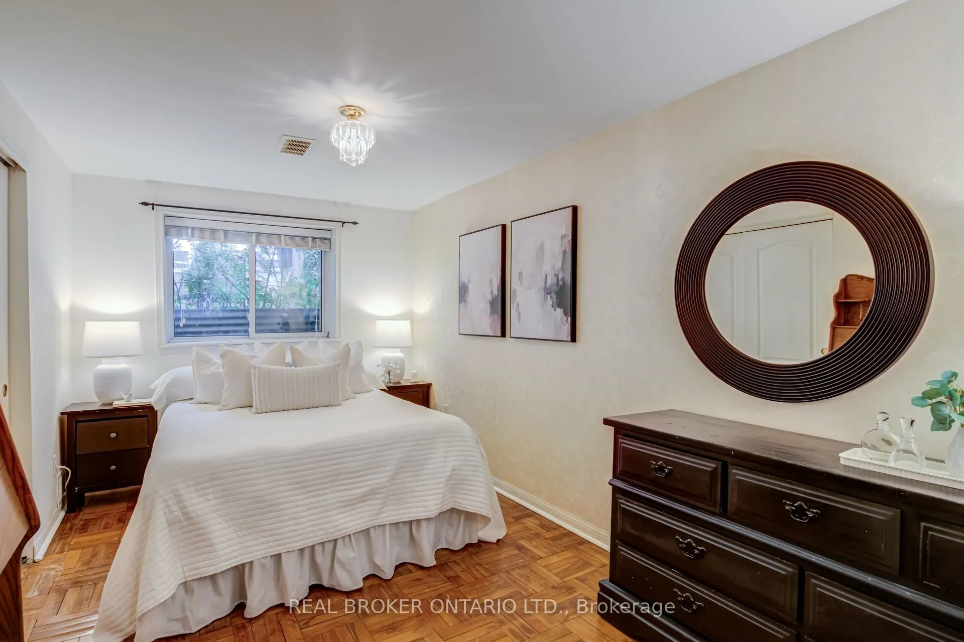 82 Tecumseh Drive