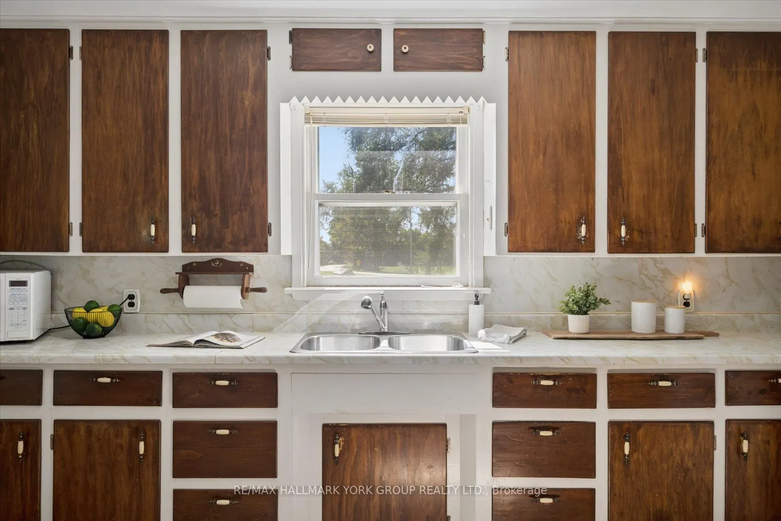 432 Catering Road