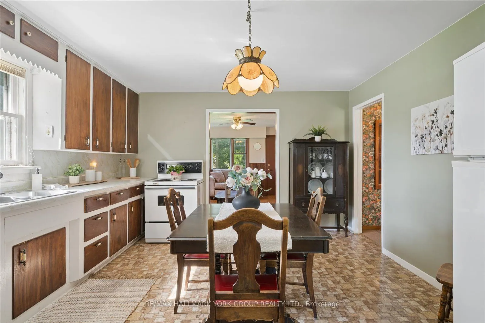 432 Catering Road